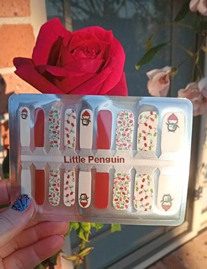 Bindy's Little Penguin Nail Polish Wrap